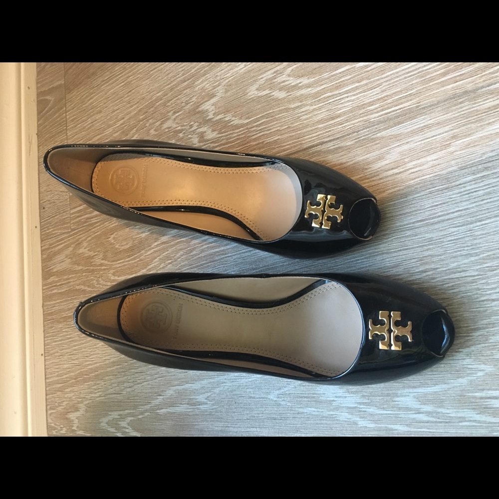 NEW Tory Burch Wedge Heels